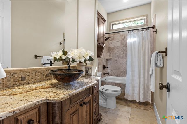 3823 Southlake Drive, Belton, TX 76513