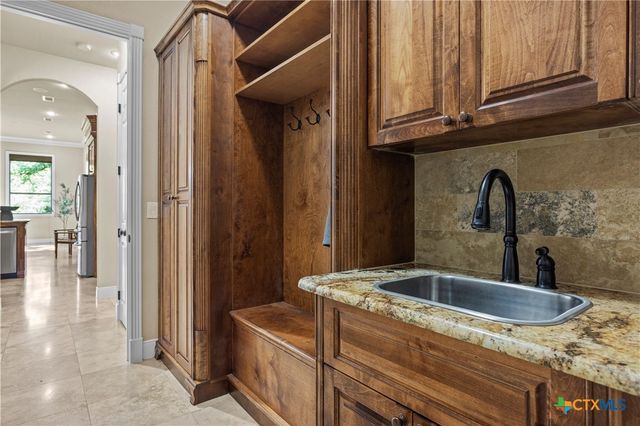 3823 Southlake Drive, Belton, TX 76513