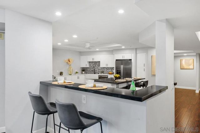 200 Harbor Dr 302, San Diego, CA 92101