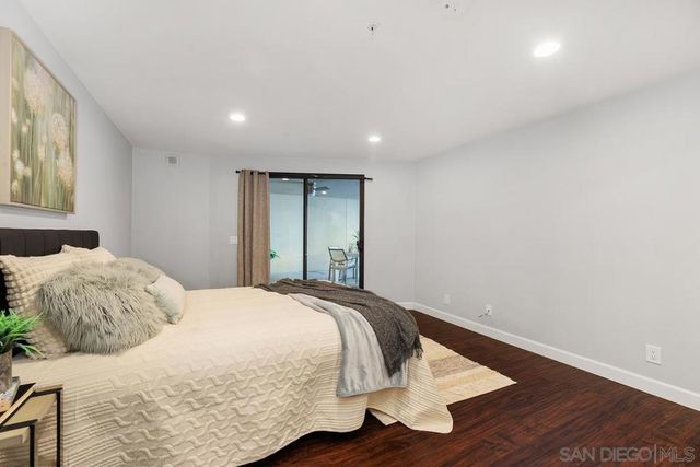 200 Harbor Dr 302, San Diego, CA 92101