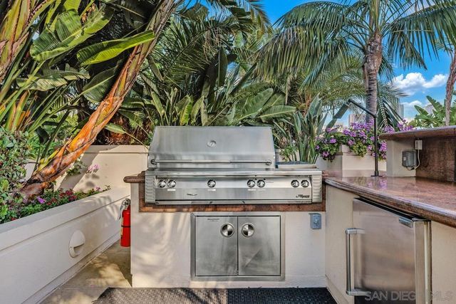 200 Harbor Dr 302, San Diego, CA 92101