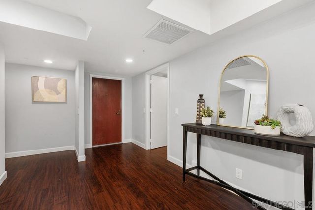 200 Harbor Dr 302, San Diego, CA 92101