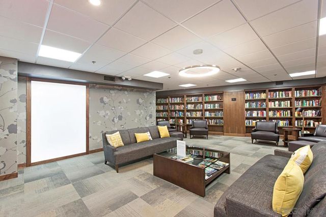 200 Harbor Dr 302, San Diego, CA 92101
