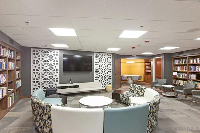 200 Harbor Dr 302, San Diego, CA 92101