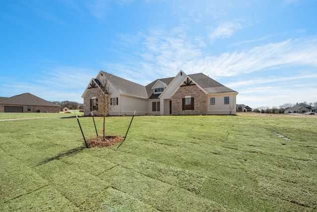 1435 Julian Drive, Van Alstyne, TX 75495