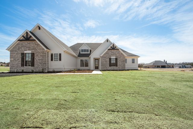 1435 Julian Drive, Van Alstyne, TX 75495