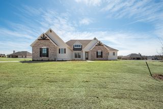 1435 Julian Drive, Van Alstyne, TX 75495