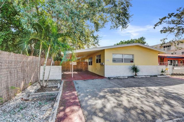 720 SE 15th St 2R, Fort Lauderdale, FL 33316