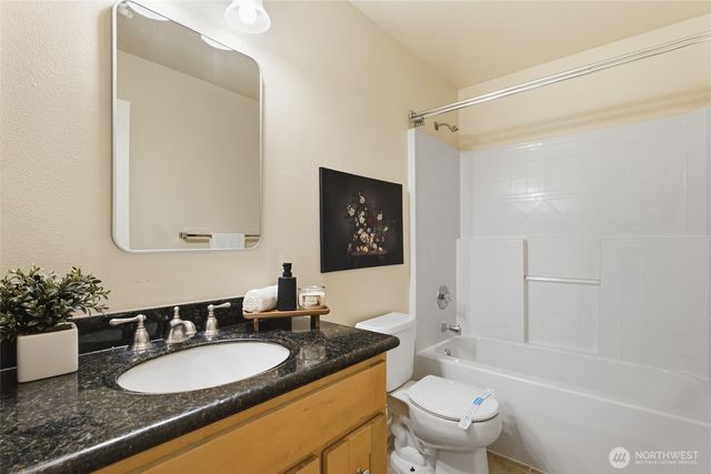 27010 115th Avenue SE, Kent, WA 98030