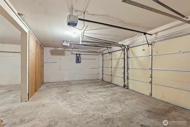 27010 115th Avenue SE, Kent, WA 98030