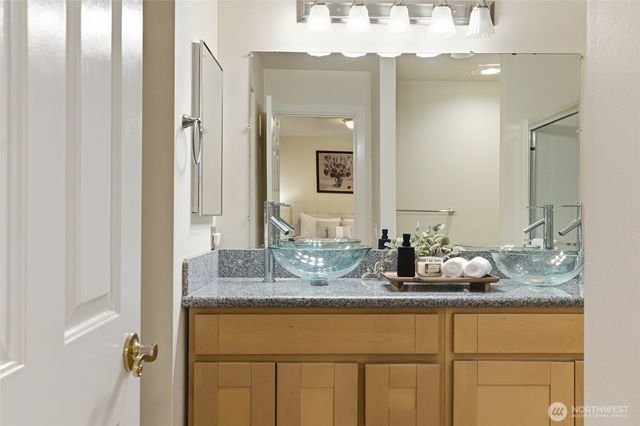27010 115th Avenue SE, Kent, WA 98030