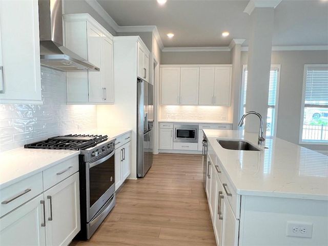 3864 Light Farms Way, Suwanee, GA 30024