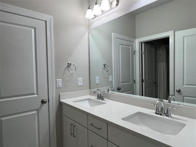 3864 Light Farms Way, Suwanee, GA 30024