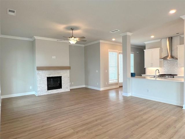 3864 Light Farms Way, Suwanee, GA 30024