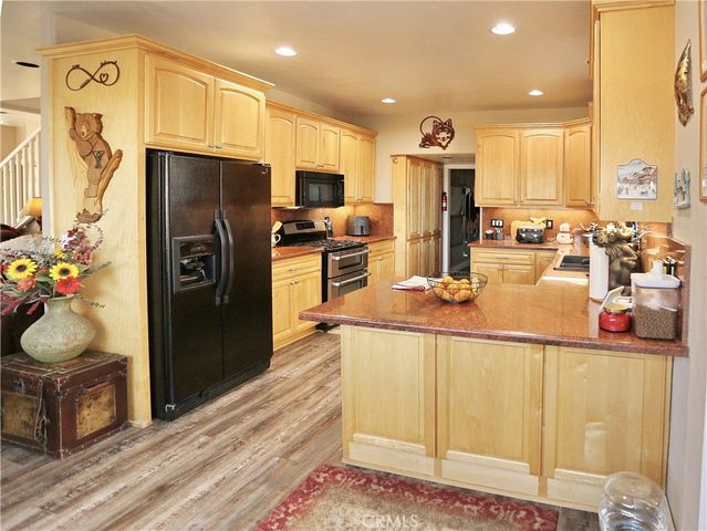 2097 Fox, Big Bear City, CA 92314