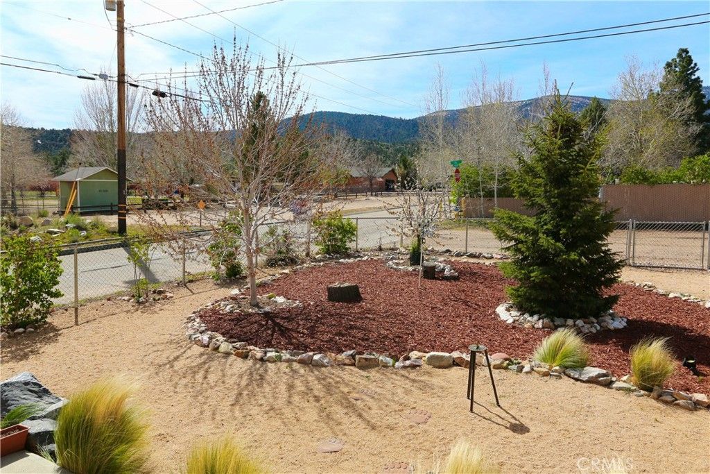 Image 12 of property listing at 2097 Fox, Big Bear City, CA 92314