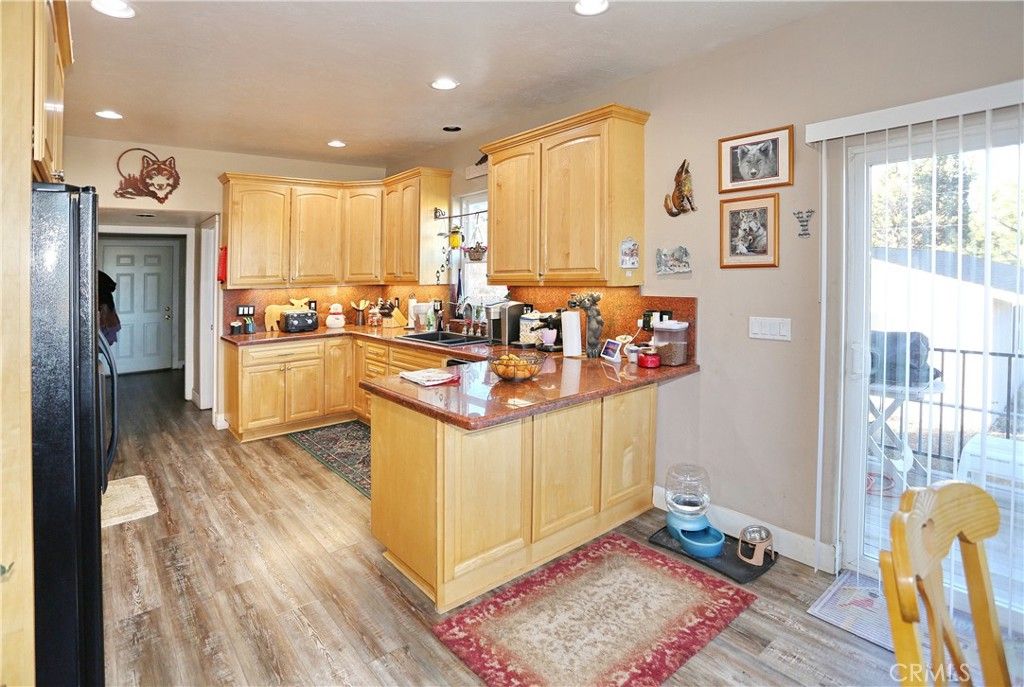Image 17 of property listing at 2097 Fox, Big Bear City, CA 92314