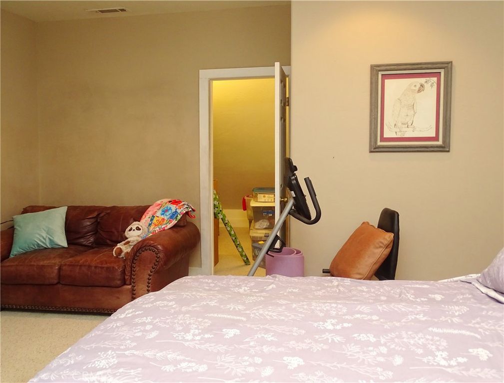 Image 19 of property listing at 2097 Fox, Big Bear City, CA 92314