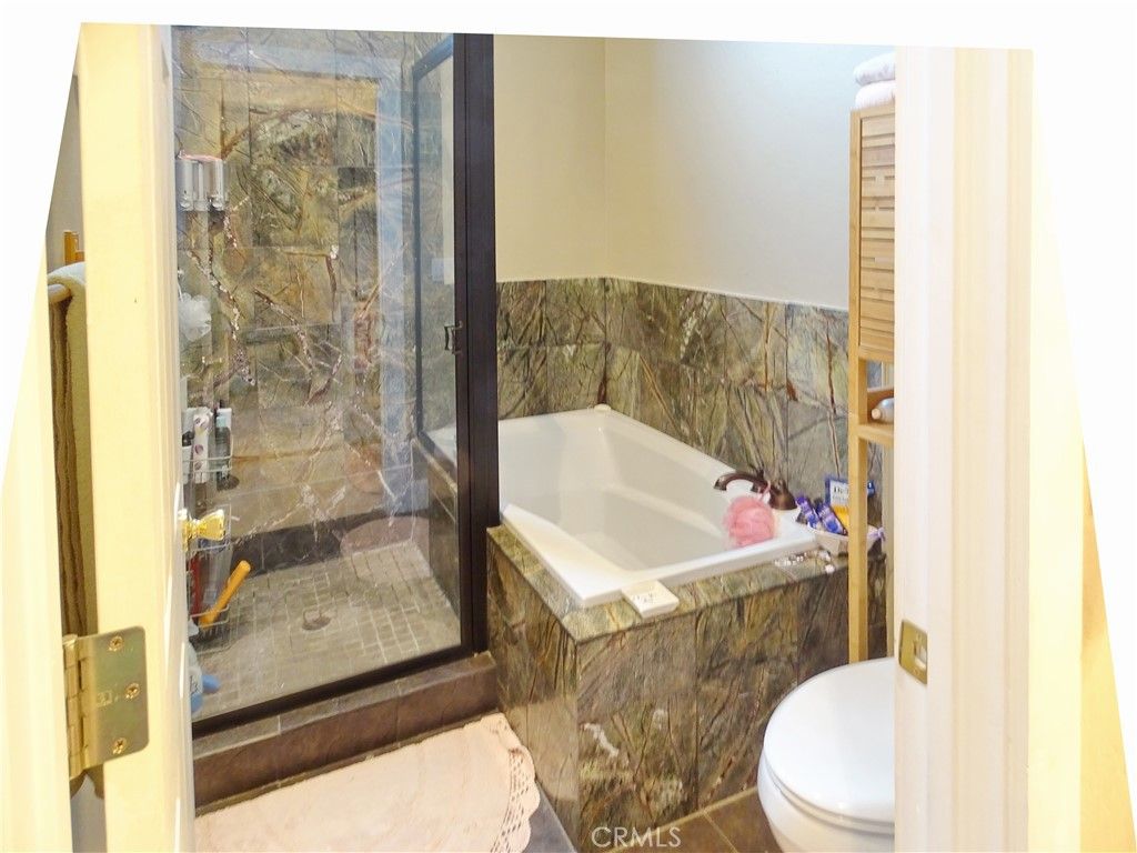 Image 22 of property listing at 2097 Fox, Big Bear City, CA 92314