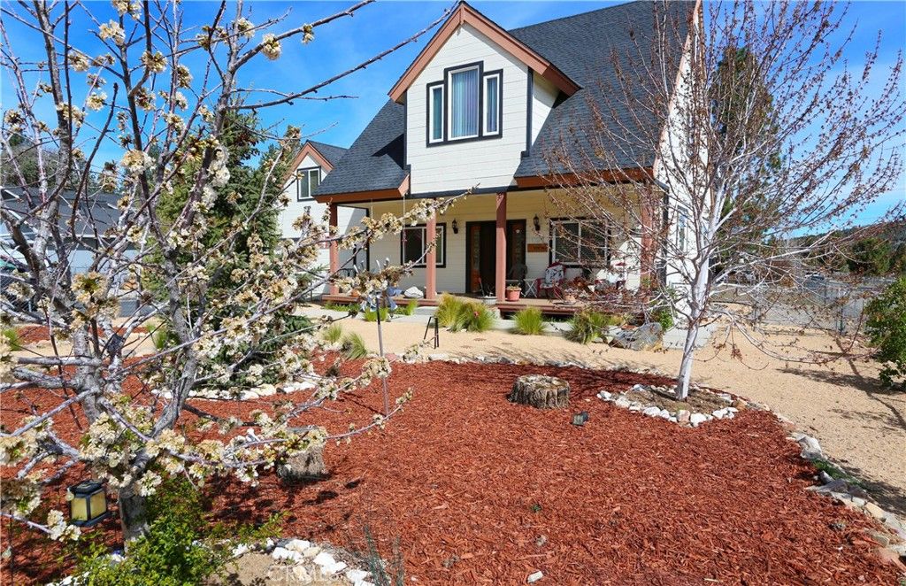 Image 9 of property listing at 2097 Fox, Big Bear City, CA 92314