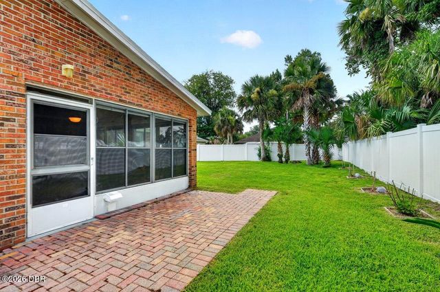 2 Queen Ann Court, Ormond Beach, FL 32174
