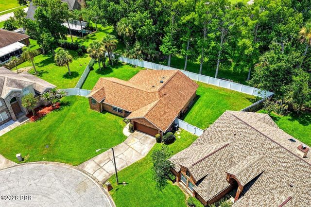 2 Queen Ann Court, Ormond Beach, FL 32174