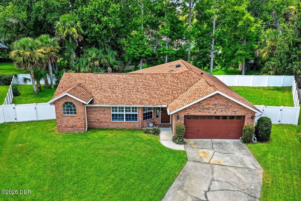2 Queen Ann Court, Ormond Beach, FL 32174
