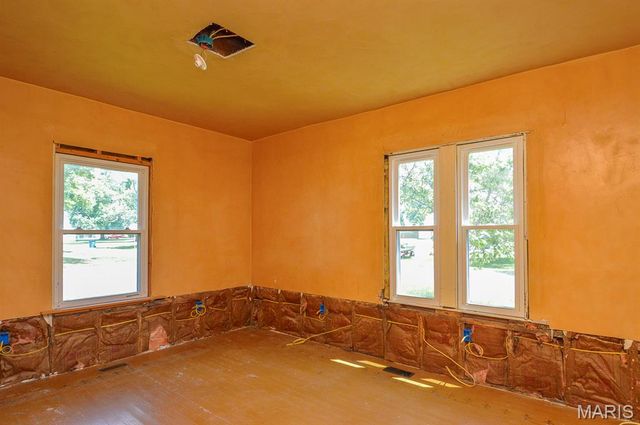 213 Mill Street, St Jacob, IL 62281