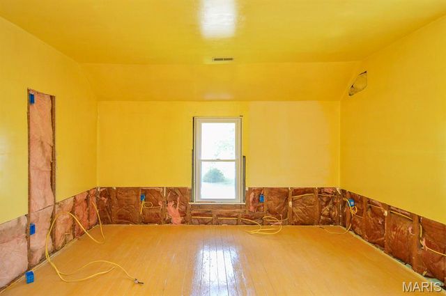 213 Mill Street, St Jacob, IL 62281