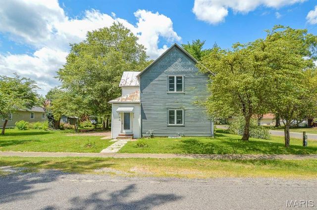 213 Mill Street, St Jacob, IL 62281
