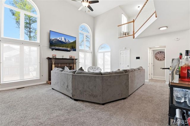 15552 Debridge Way, St Louis, MO 63034