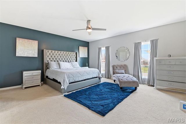 15552 Debridge Way, St Louis, MO 63034