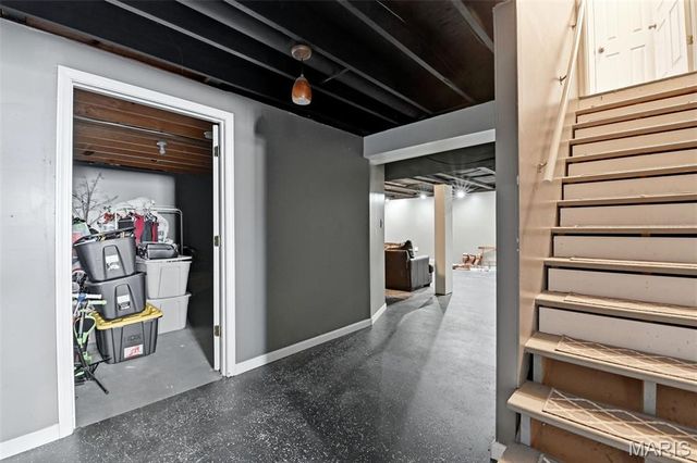 15552 Debridge Way, St Louis, MO 63034