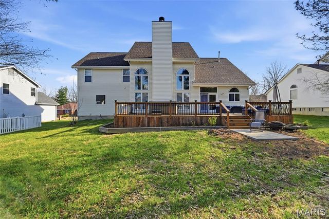 15552 Debridge Way, St Louis, MO 63034