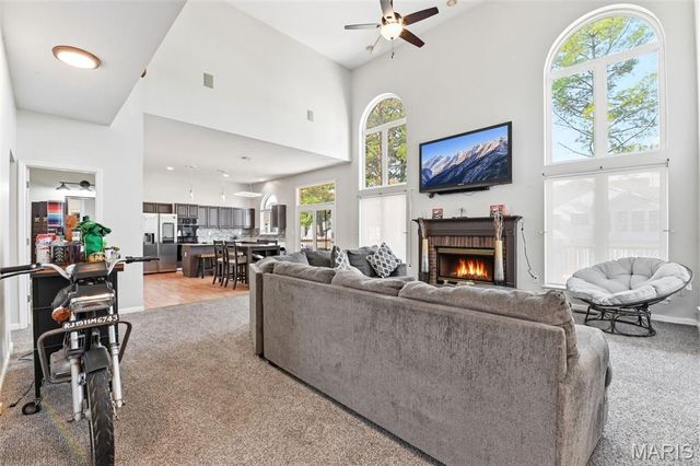 15552 Debridge Way, St Louis, MO 63034