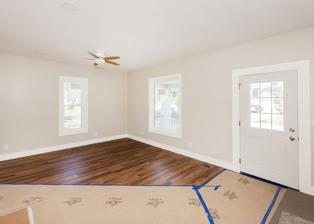 1212 14th Avenue, Moline, IL 61265