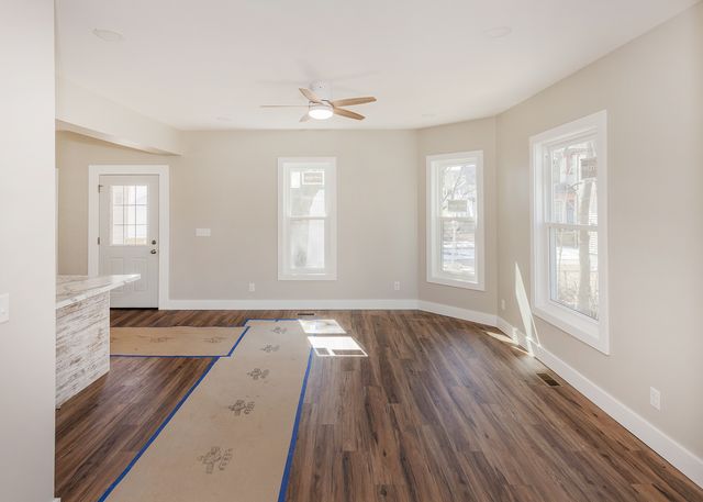 1212 14th Avenue, Moline, IL 61265