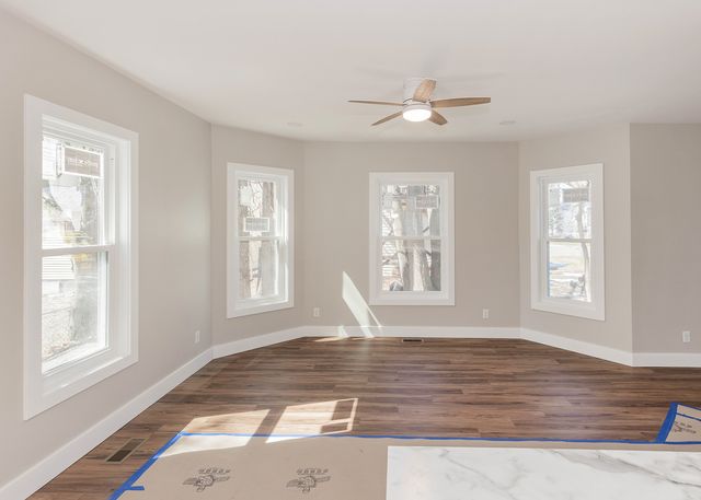 1212 14th Avenue, Moline, IL 61265