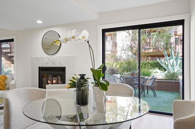 4159 El Camino Way B, Palo Alto, CA 94306