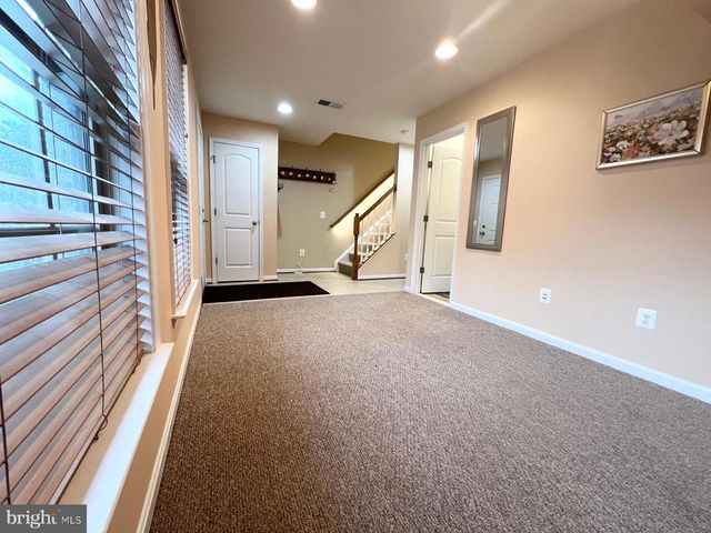 1604 SEBRING CT, Occoquan, VA 22125