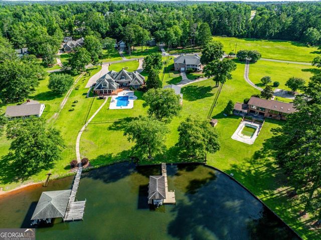 183 E Lakeview Drive NE, Milledgeville, GA 31061