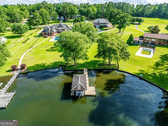 183 E Lakeview Drive NE, Milledgeville, GA 31061
