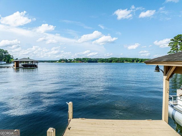 183 E Lakeview Drive NE, Milledgeville, GA 31061