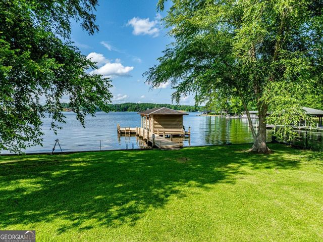 183 E Lakeview Drive NE, Milledgeville, GA 31061
