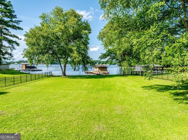 183 E Lakeview Drive NE, Milledgeville, GA 31061