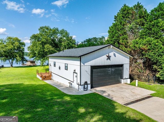 183 E Lakeview Drive NE, Milledgeville, GA 31061