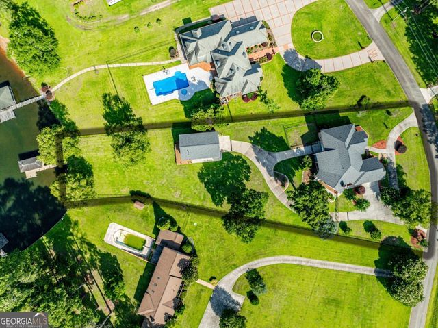 183 E Lakeview Drive NE, Milledgeville, GA 31061