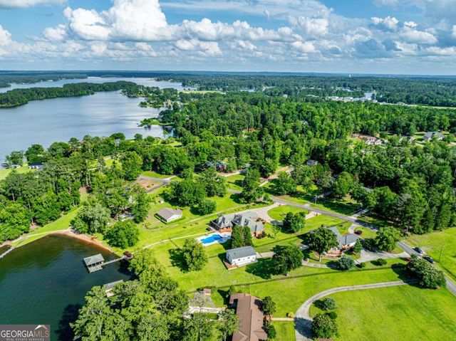 183 E Lakeview Drive NE, Milledgeville, GA 31061