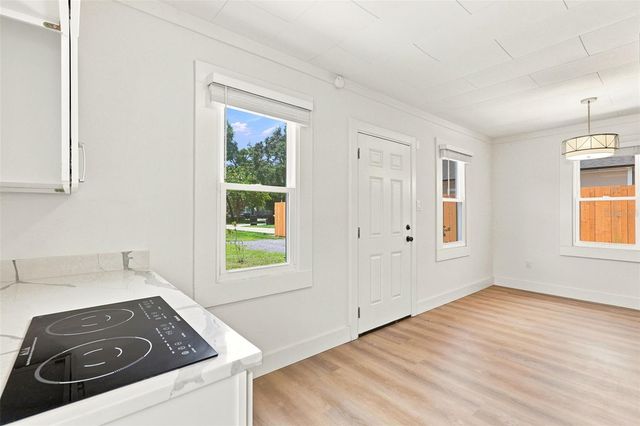 2704 E JEFFERSON STREET, Orlando, FL 32803
