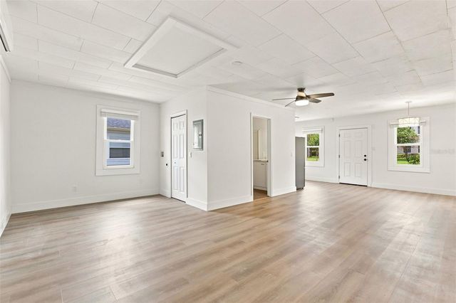 2704 E JEFFERSON STREET, Orlando, FL 32803